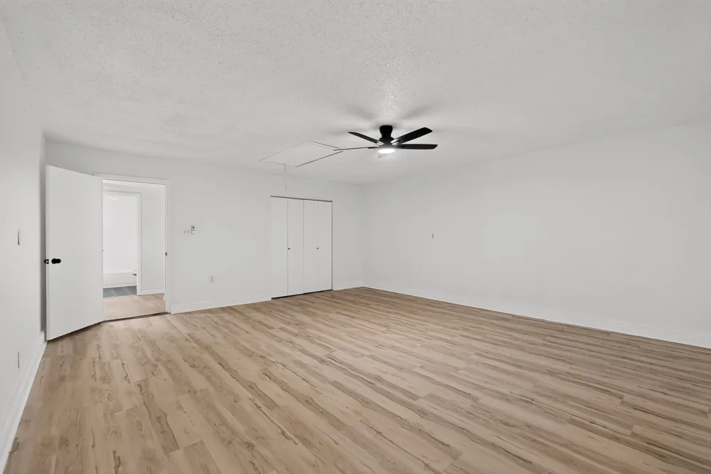 2938 Churchill Way Garland, TX 75044