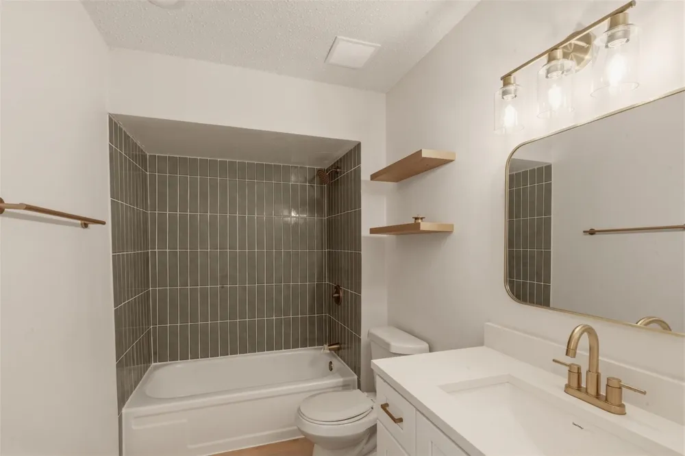 1101 Delores Drive Garland, TX 75040