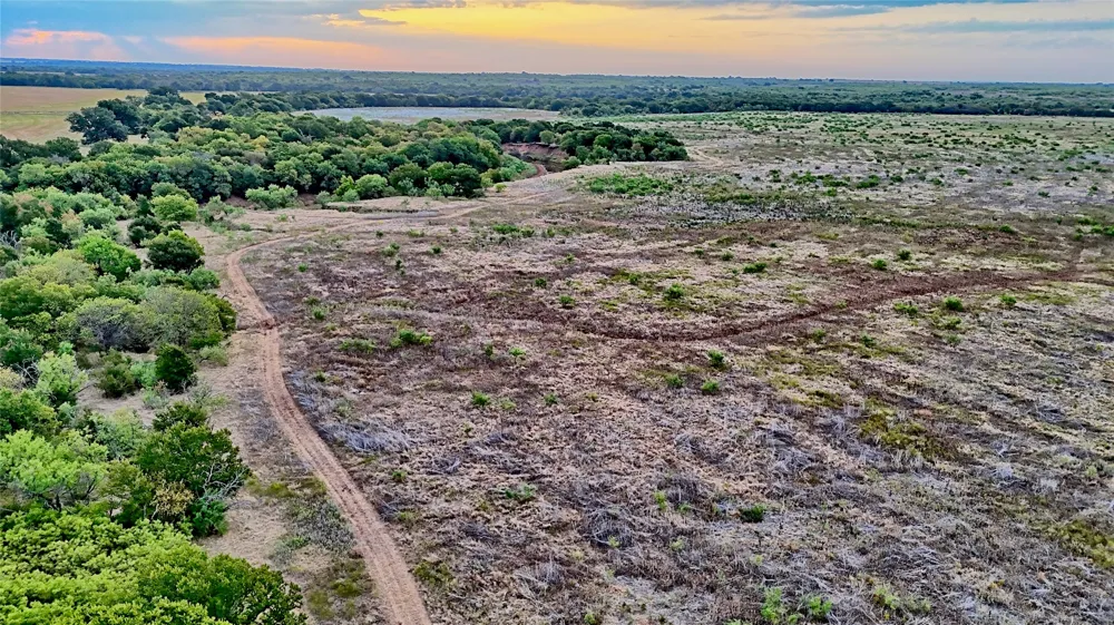 Doss Loop Henrietta, TX 76365