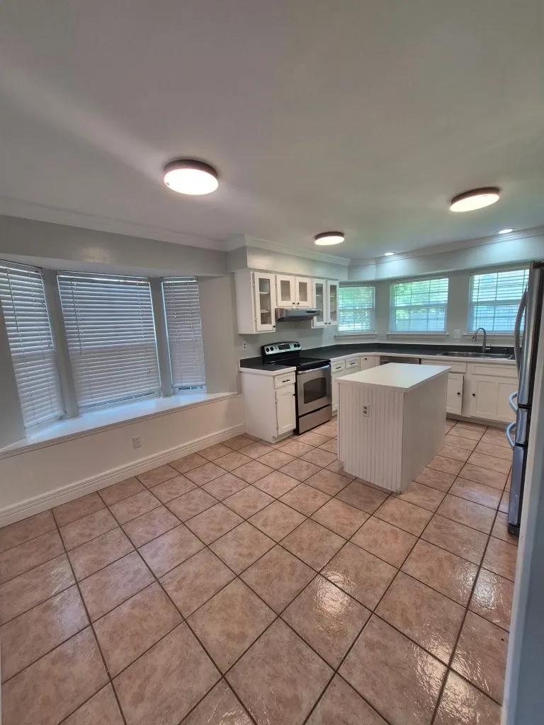 2913 David Drive Rowlett, TX 75088