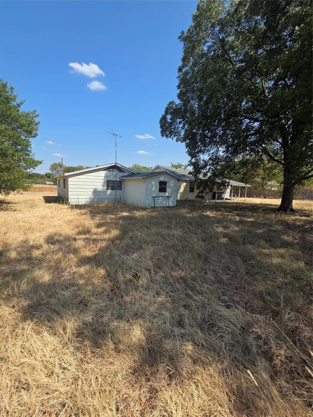 2636 Gadberry Drive Dallas, TX 75241