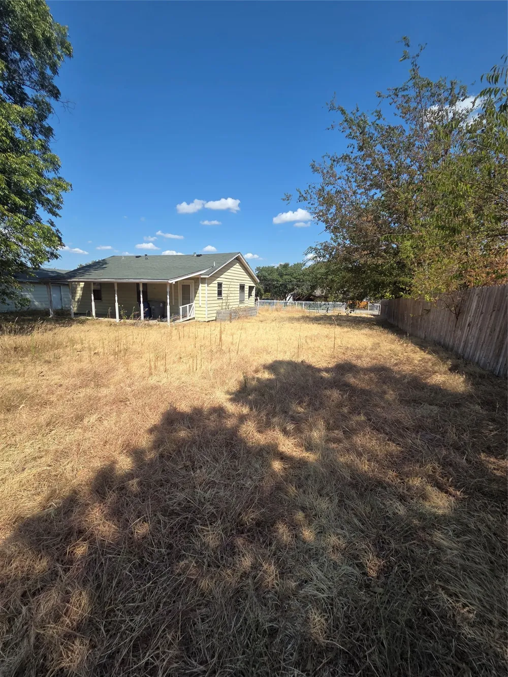2636 Gadberry Drive Dallas, TX 75241