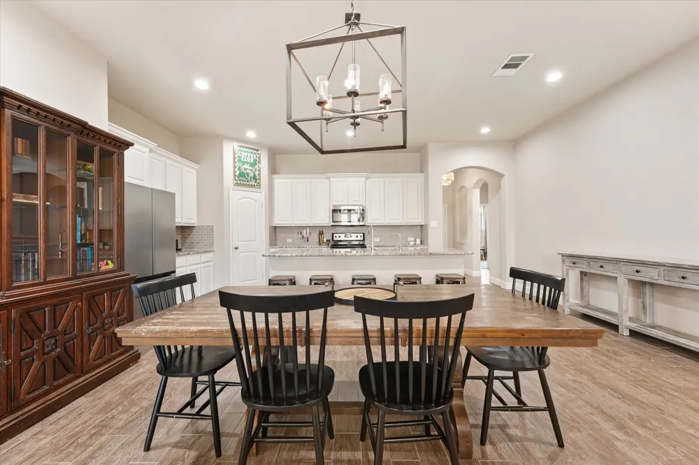 3501 Meadowtrail Lane Denton, TX 76207