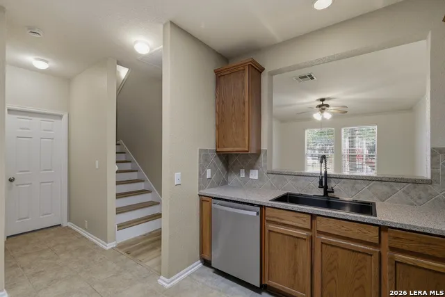 2535 GRAYSON WAY San Antonio, TX 78232
