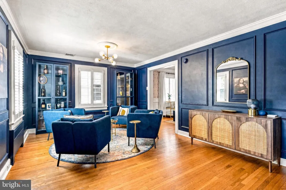 619 W REDMAN AVENUE Haddonfield, NJ 08033