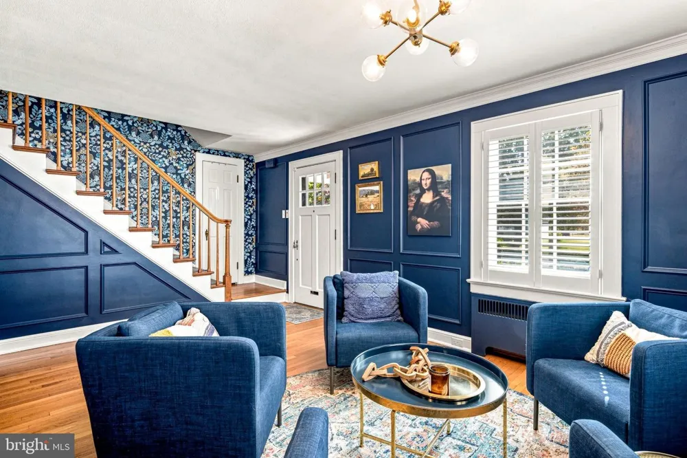 619 W REDMAN AVENUE Haddonfield, NJ 08033