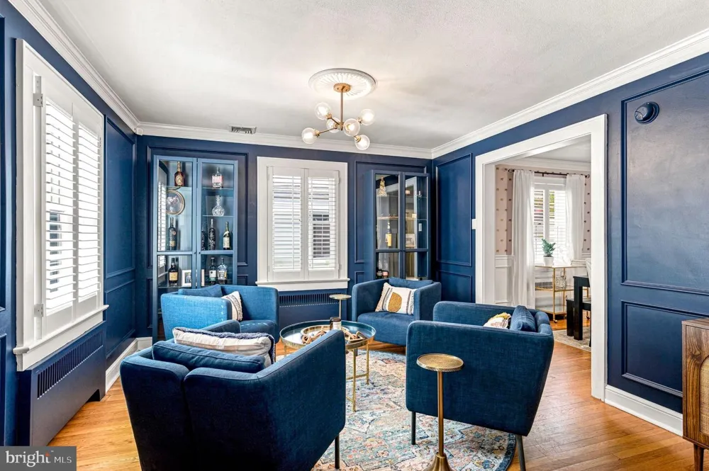 619 W REDMAN AVENUE Haddonfield, NJ 08033