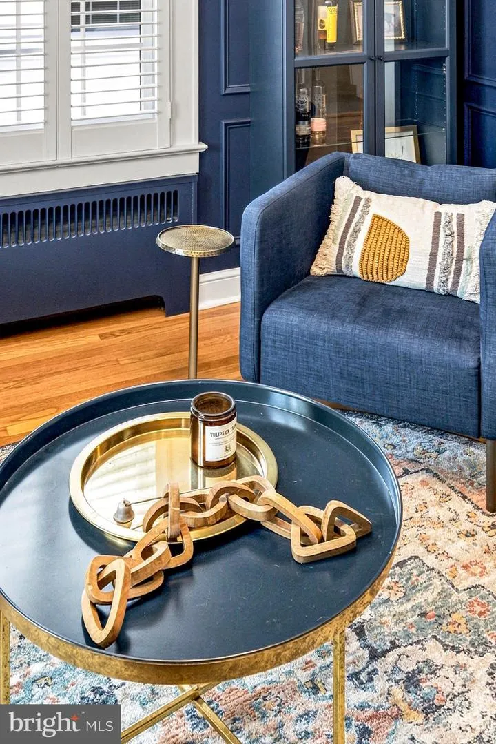 619 W REDMAN AVENUE Haddonfield, NJ 08033