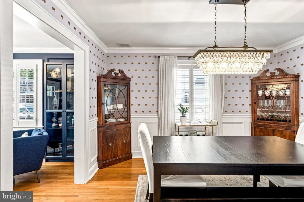 619 W REDMAN AVENUE Haddonfield, NJ 08033