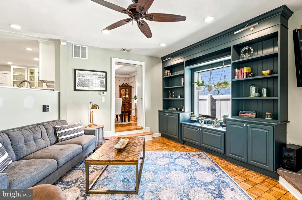 619 W REDMAN AVENUE Haddonfield, NJ 08033