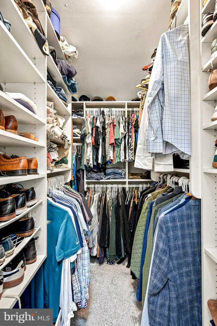 619 W REDMAN AVENUE Haddonfield, NJ 08033