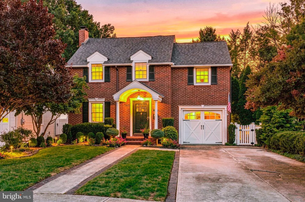 619 W REDMAN AVENUE Haddonfield, NJ 08033