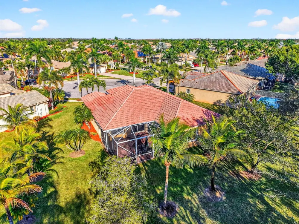 9566 Lantern Bay Circle West Palm Beach, FL 33411