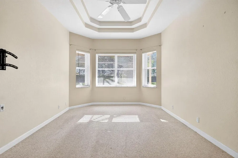 9566 Lantern Bay Circle West Palm Beach, FL 33411