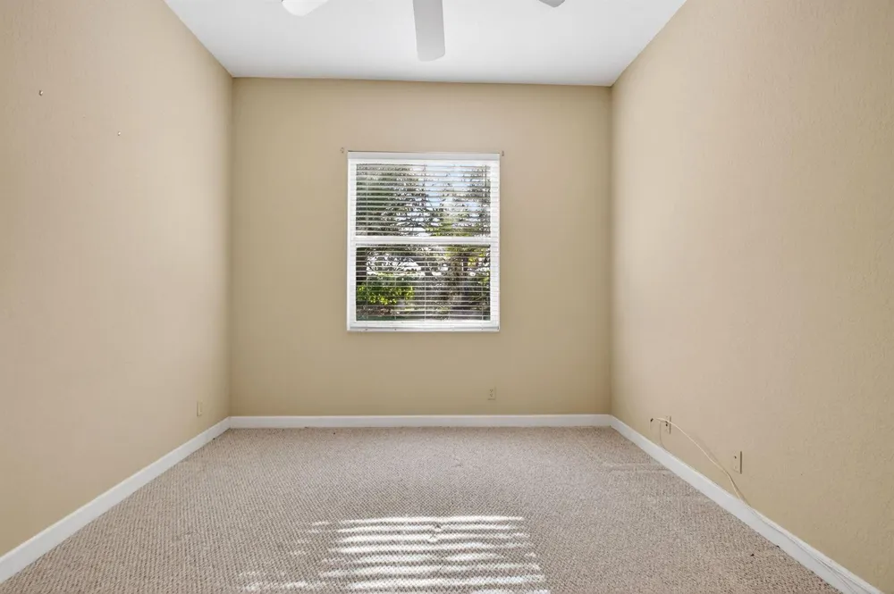 9566 Lantern Bay Circle West Palm Beach, FL 33411