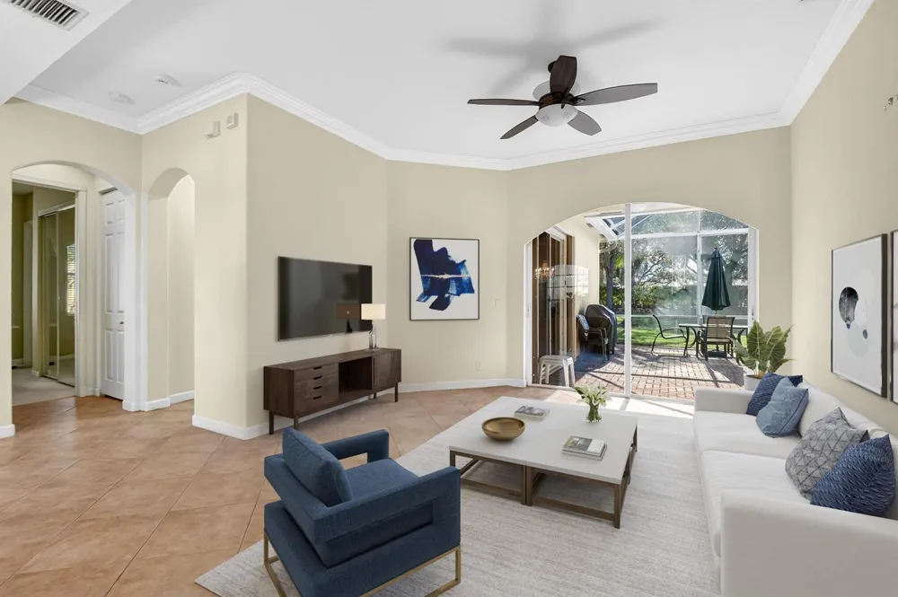 9566 Lantern Bay Circle West Palm Beach, FL 33411