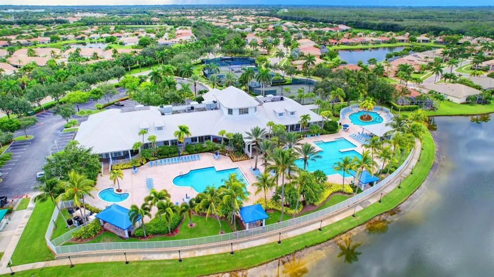 9566 Lantern Bay Circle West Palm Beach, FL 33411