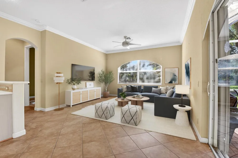 9566 Lantern Bay Circle West Palm Beach, FL 33411