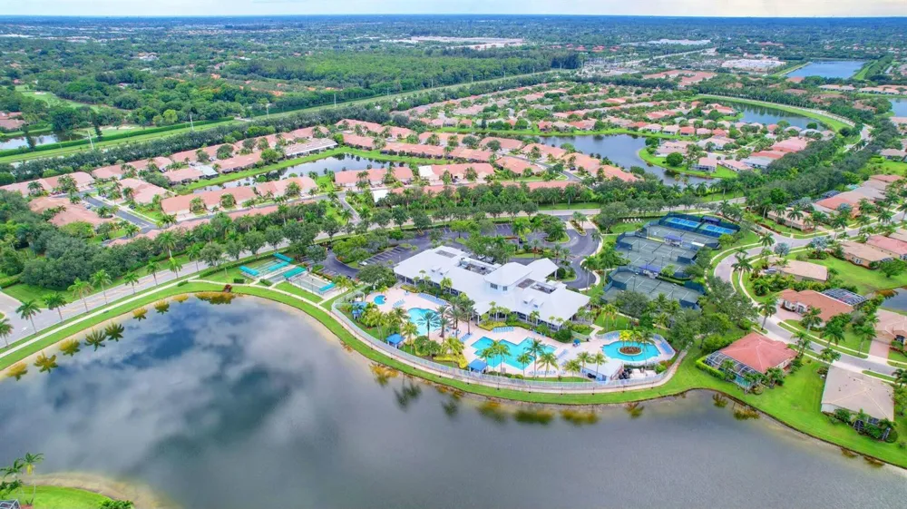 9566 Lantern Bay Circle West Palm Beach, FL 33411