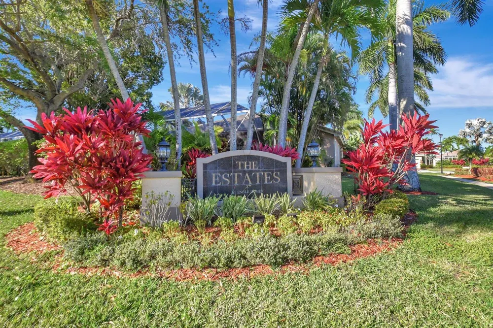 9566 Lantern Bay Circle West Palm Beach, FL 33411