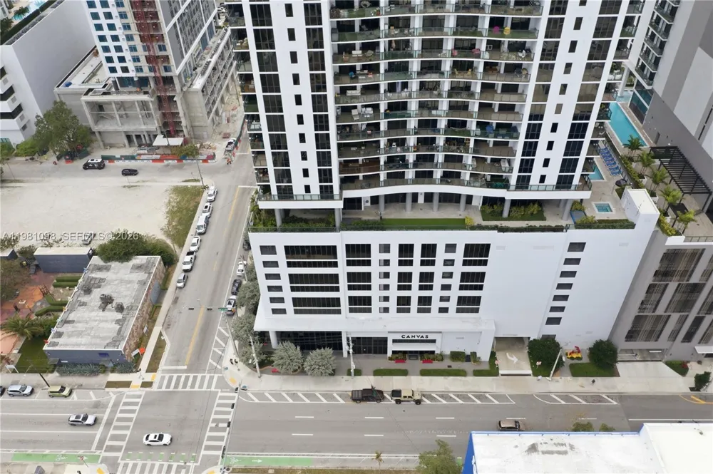 1600 NE 1st Ave #1610 Miami, FL 33132