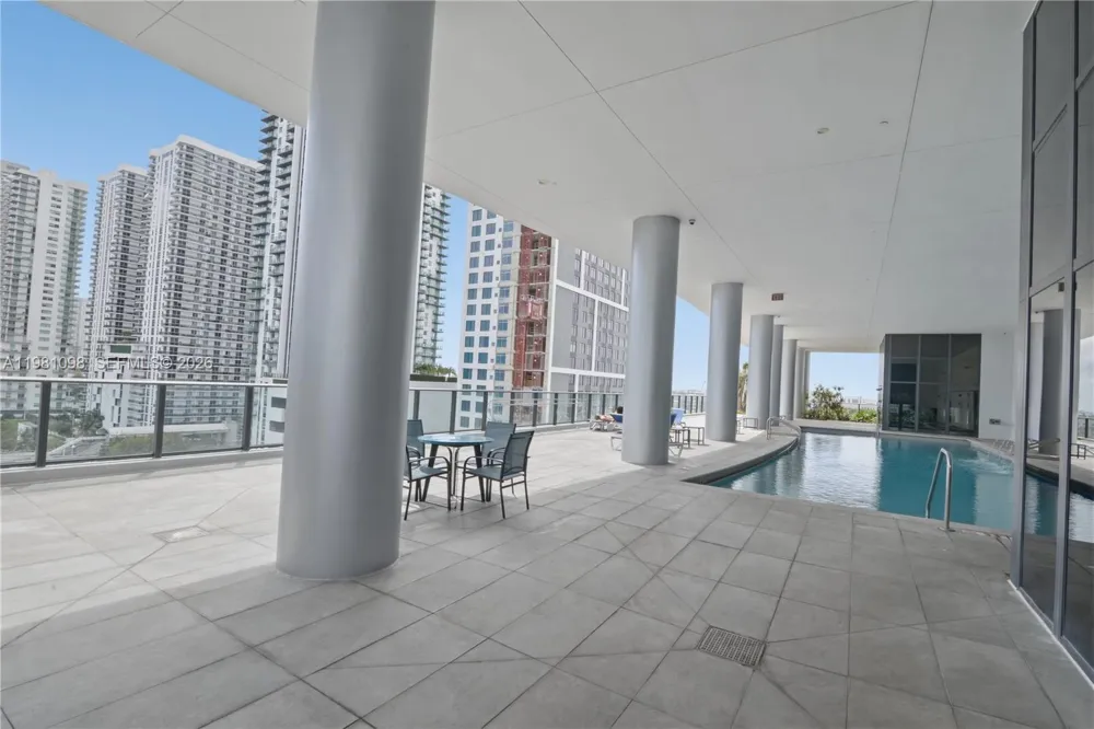 1600 NE 1st Ave #1610 Miami, FL 33132