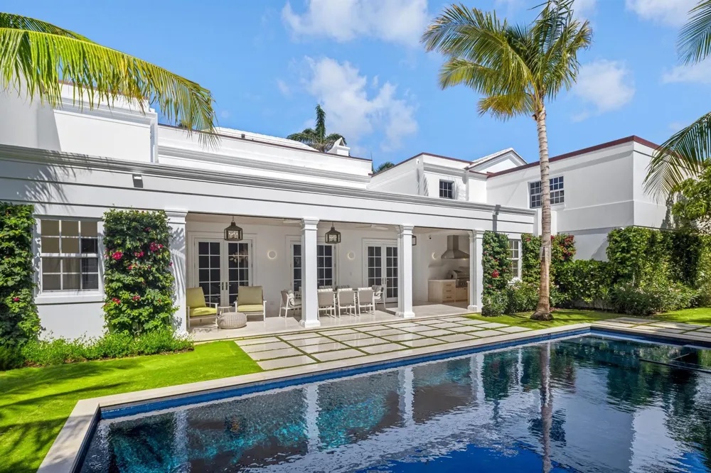 991 Lake Way Palm Beach, FL 33480