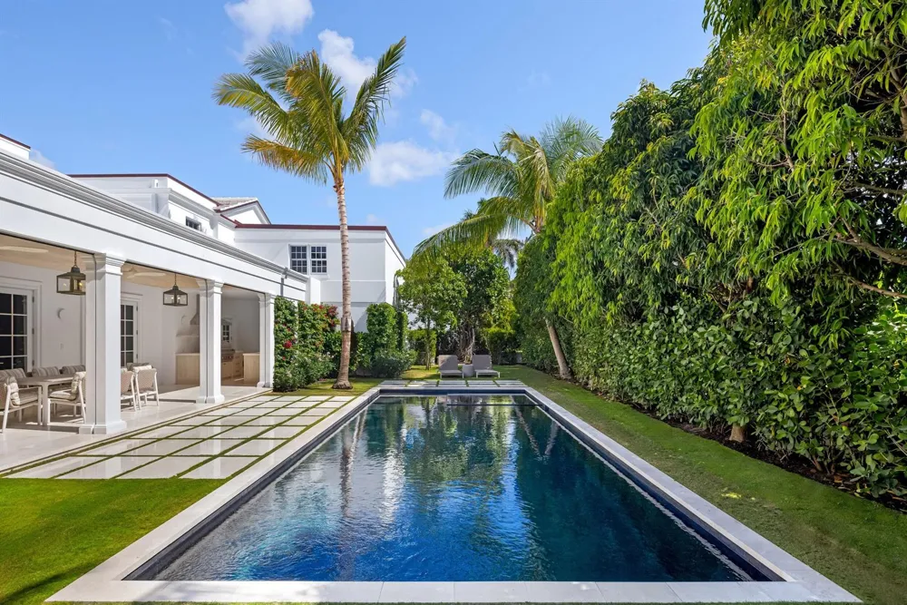 991 Lake Way Palm Beach, FL 33480