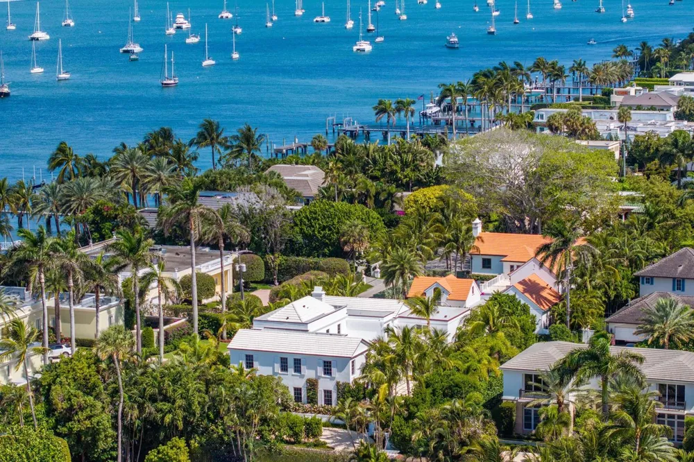 991 Lake Way Palm Beach, FL 33480