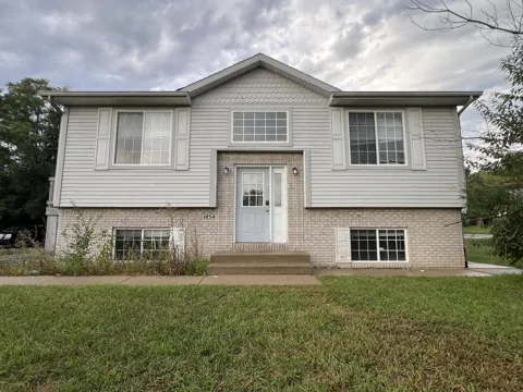 1254 Redpine Way