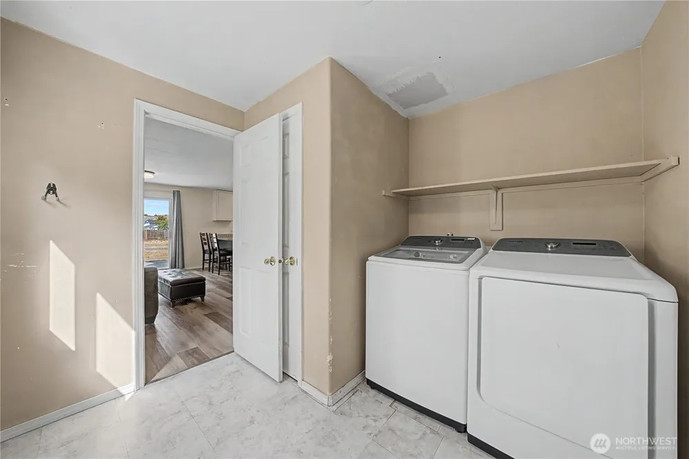 7670 NE Rd 4.8 Moses Lake, WA 98837