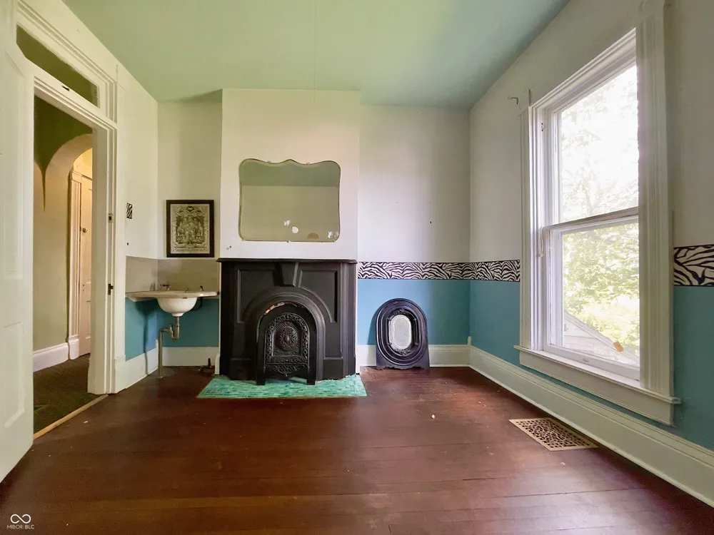 115 SW 3rd Street Richmond, IN 47374