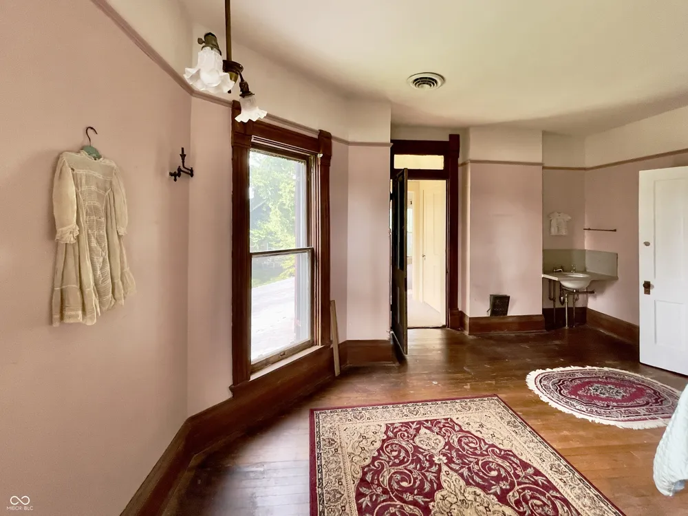 115 SW 3rd Street Richmond, IN 47374