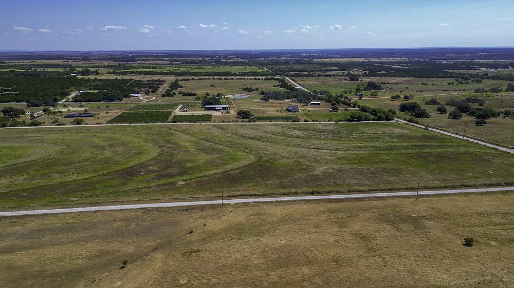 6990 County Road 200 Burnet, TX 78611