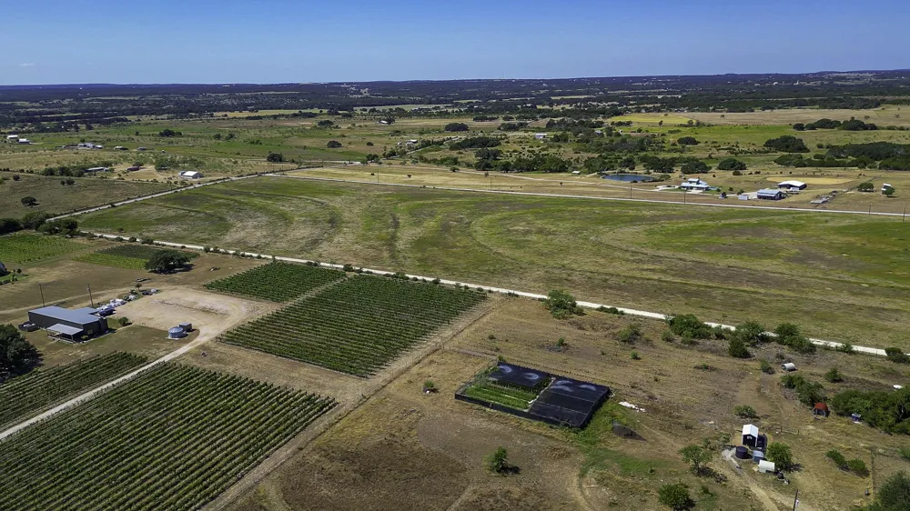 6990 County Road 200 Burnet, TX 78611