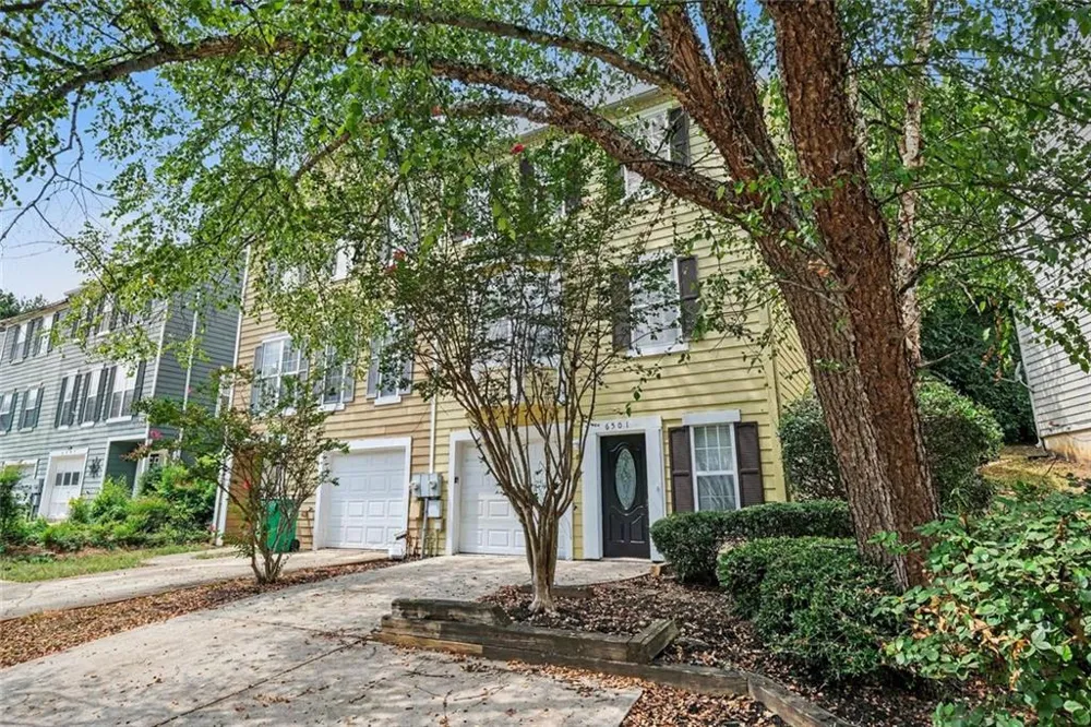 6501 Charter Way Lithonia, GA 30058
