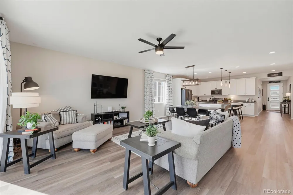 22622 E Narrowleaf Circle Aurora, CO 80016