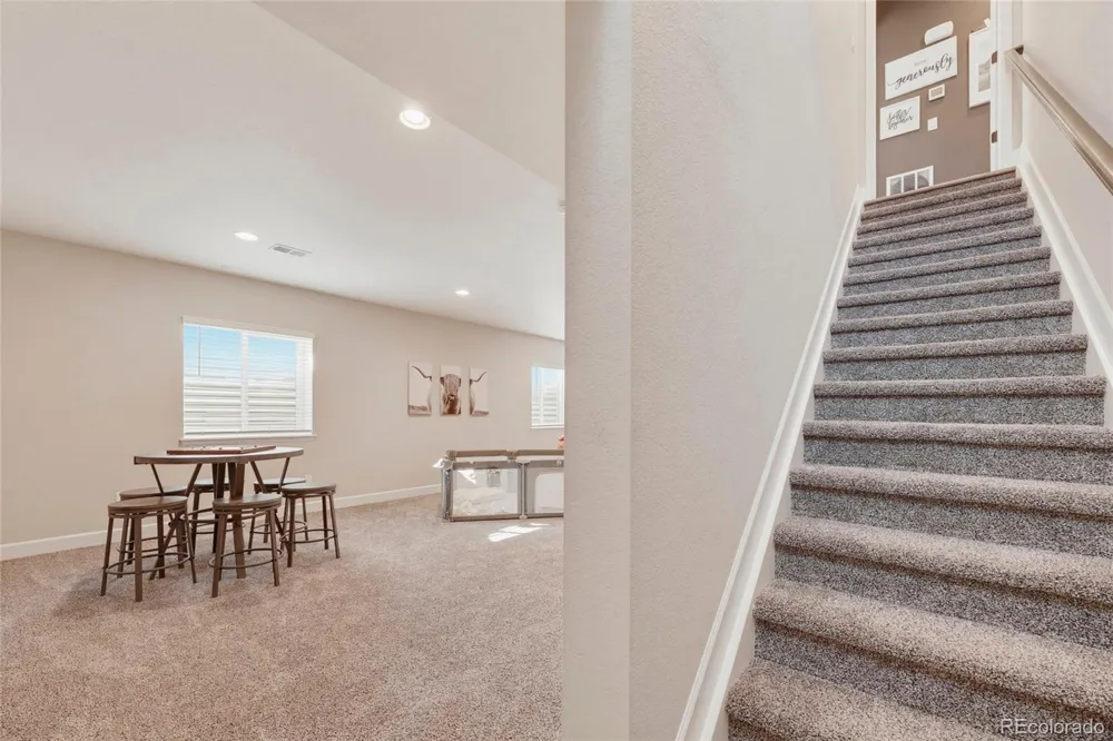 22622 E Narrowleaf Circle Aurora, CO 80016