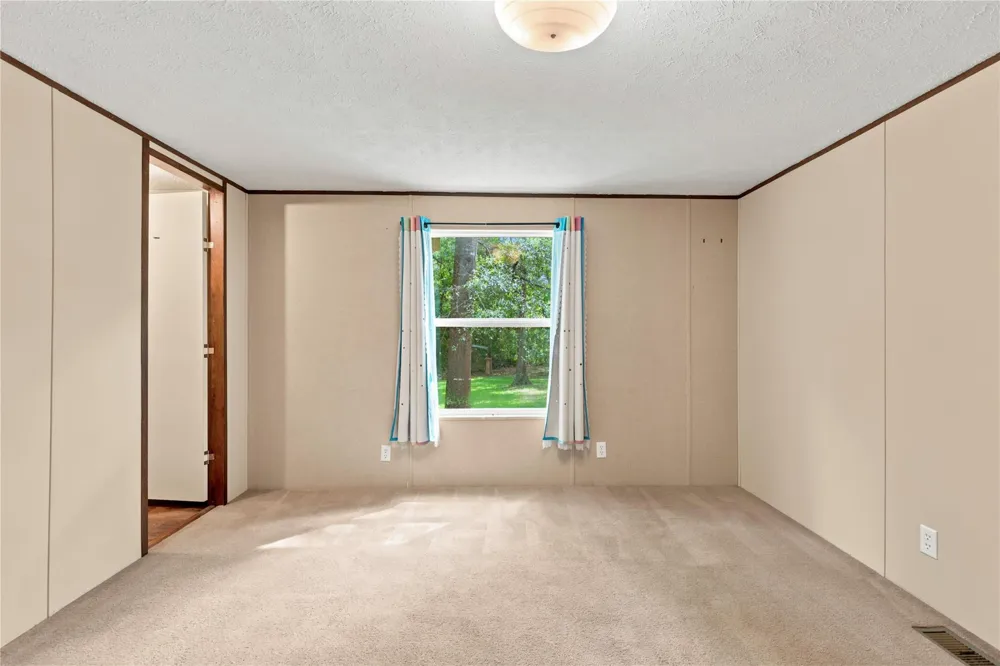 7362 Washington Avenue Montgomery, TX 77316