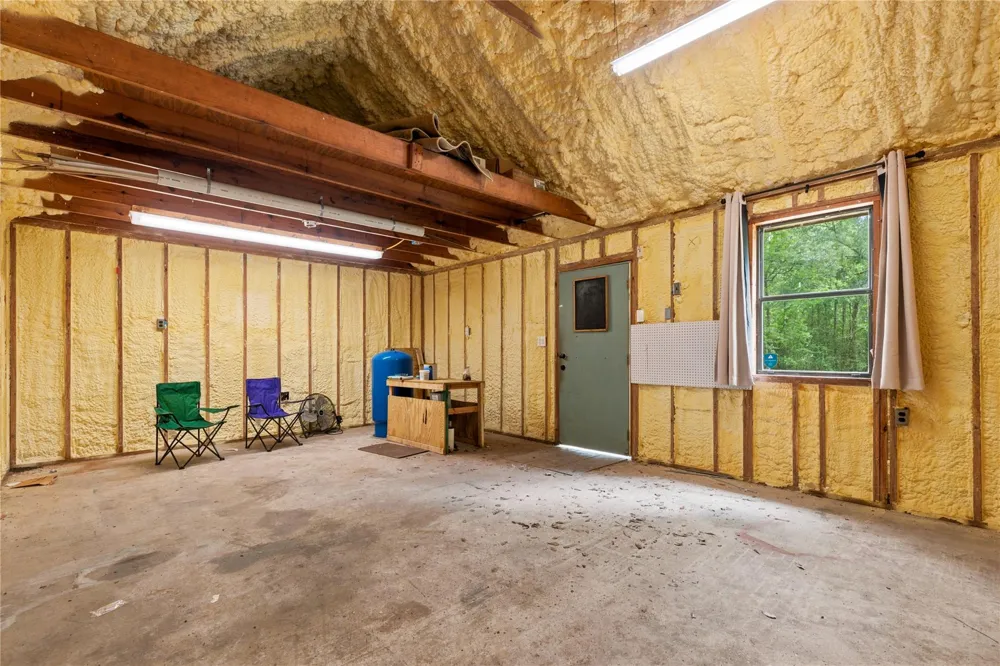7362 Washington Avenue Montgomery, TX 77316
