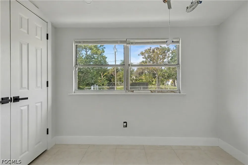 Brooks Road North Fort Myers, FL 33917
