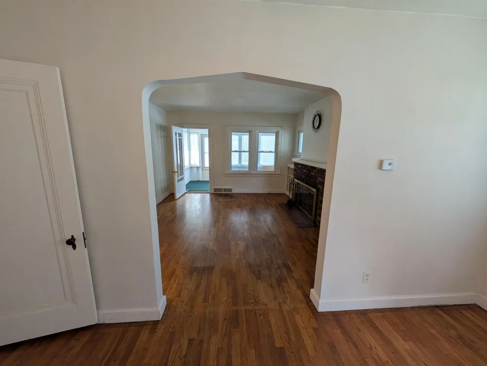 627 W Monroe Street Jackson, MI 49202