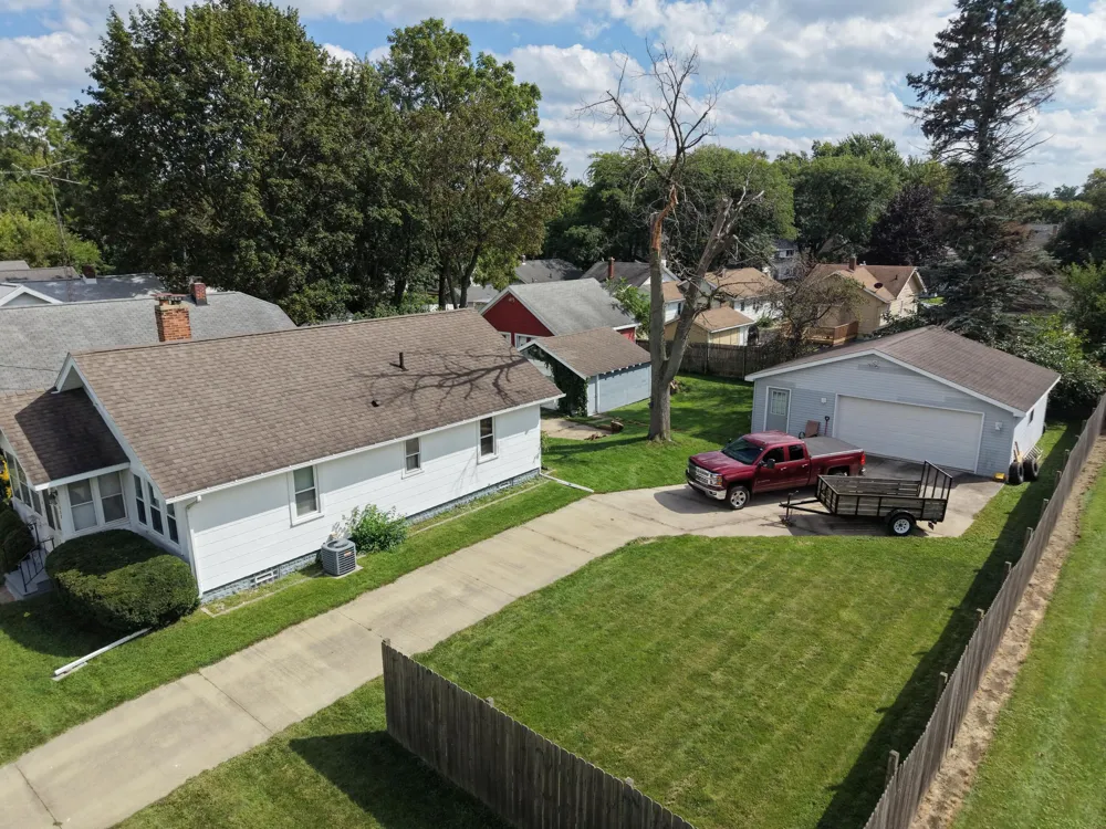 627 W Monroe Street Jackson, MI 49202