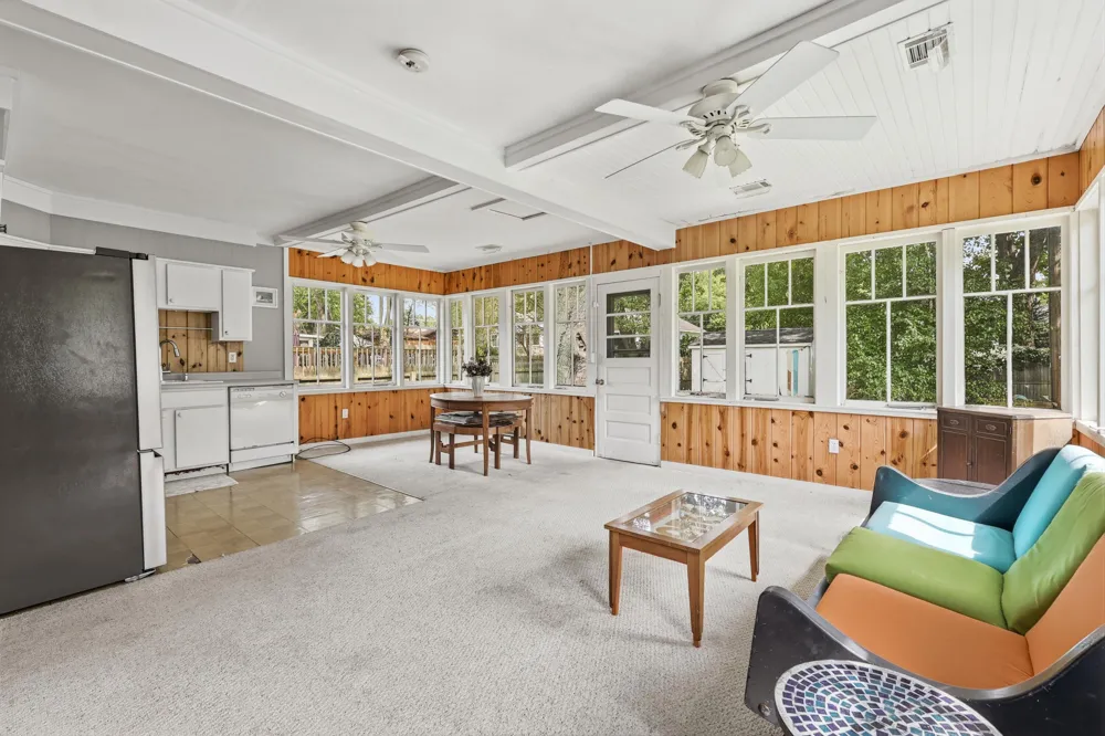 83 Pershing Avenue South Haven, MI 49090