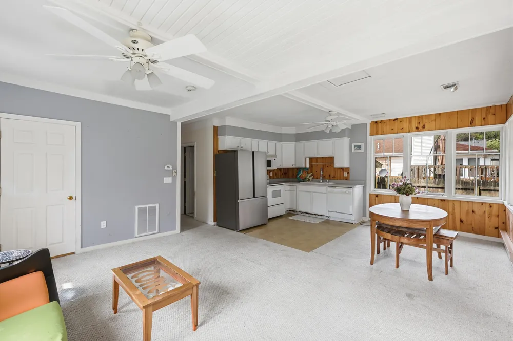 83 Pershing Avenue South Haven, MI 49090