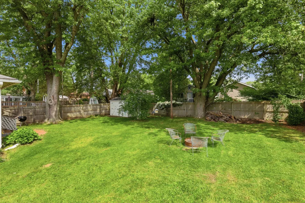 83 Pershing Avenue South Haven, MI 49090