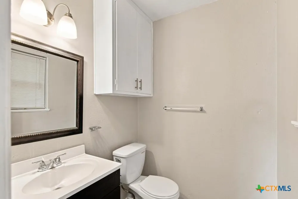 3003 Gayle Street Victoria, TX 77901