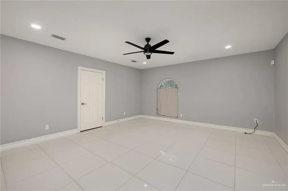 2114 Anacua Circle Edinburg, TX 78539