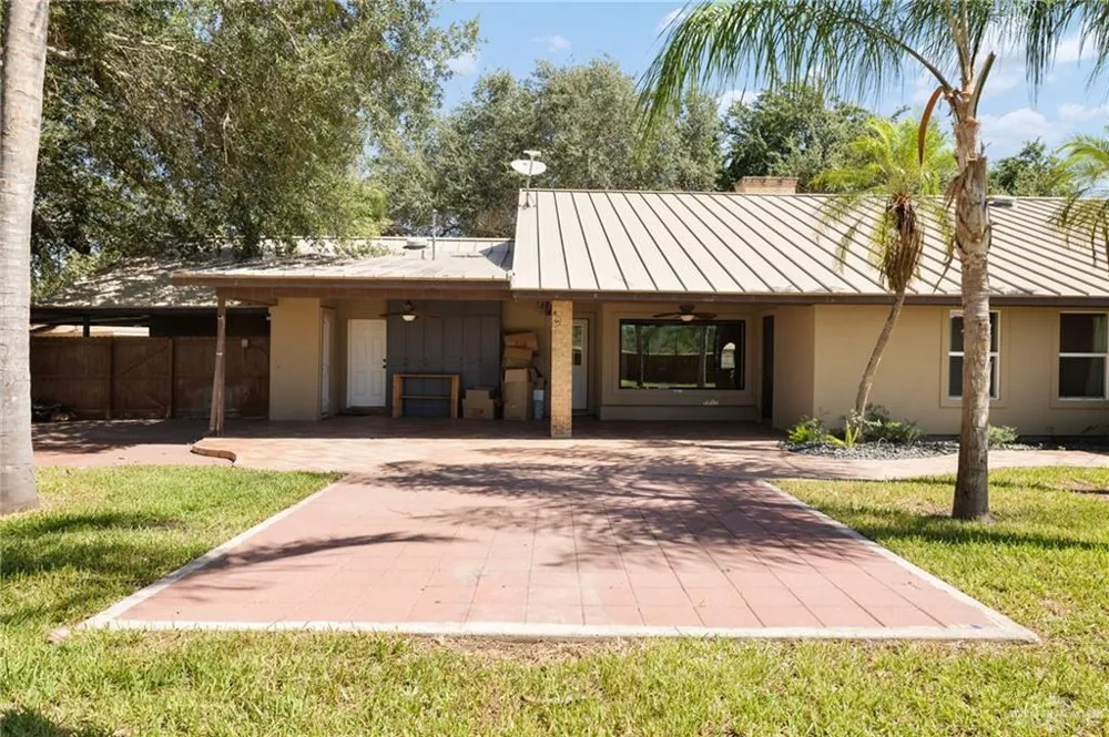 2114 Anacua Circle Edinburg, TX 78539