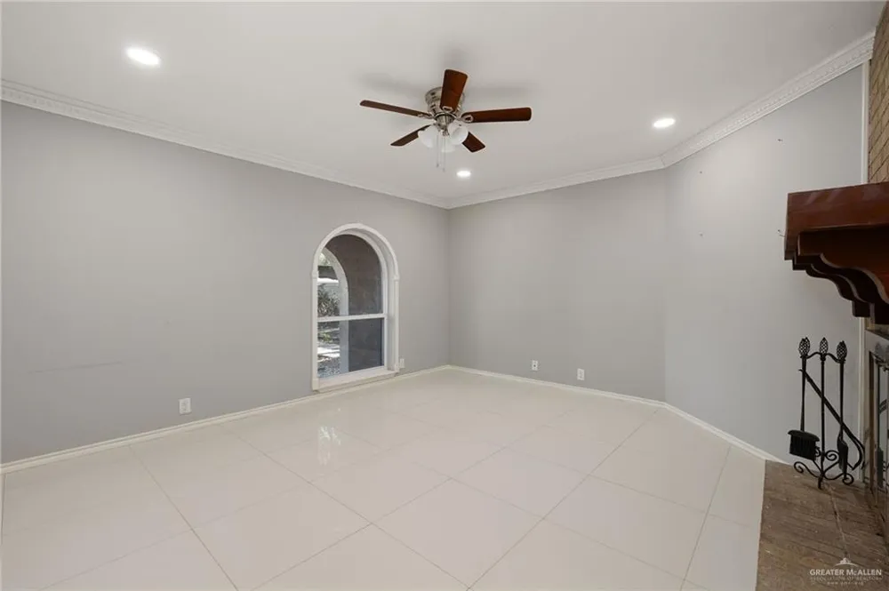 2114 Anacua Circle Edinburg, TX 78539